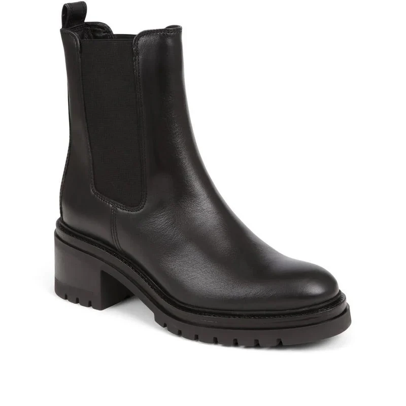 Darrah Wide Fit Leather Chelsea Boots - DARRAHWIDE / 329 782 - Black Leather