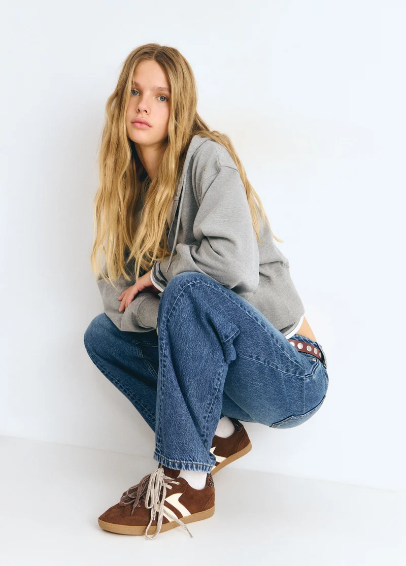 Contrast-panel sneakers