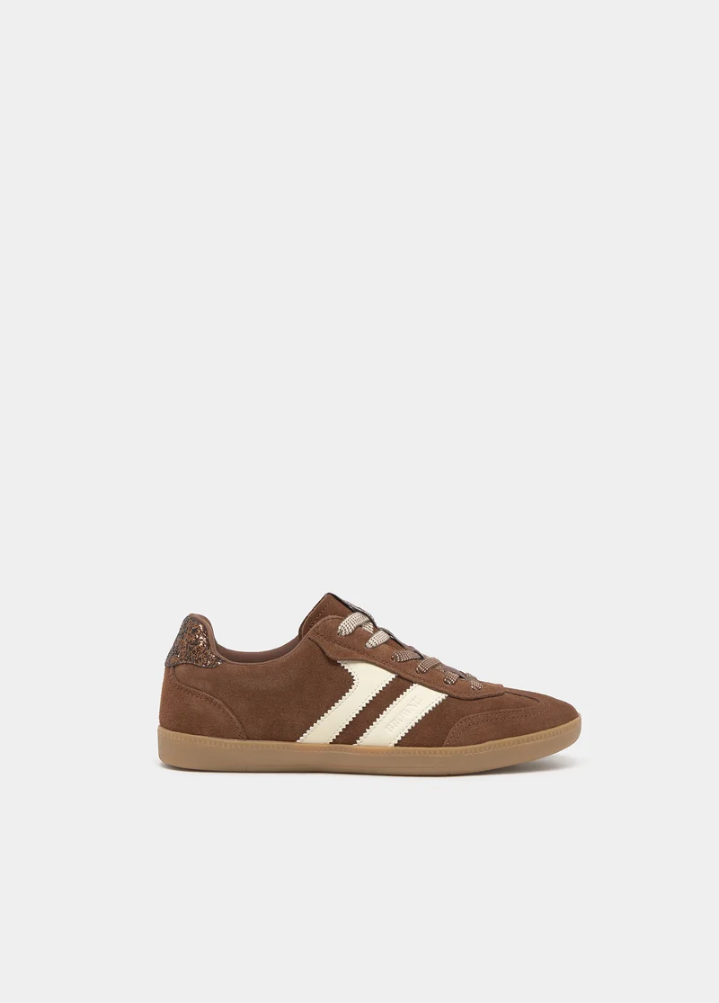 Contrast-panel sneakers