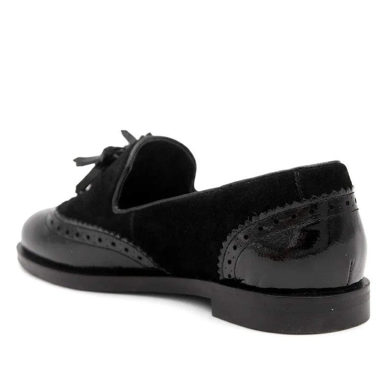 Siri Leather Brogue Detailed Tassel Loafers - SIRI / 329 917 - Black