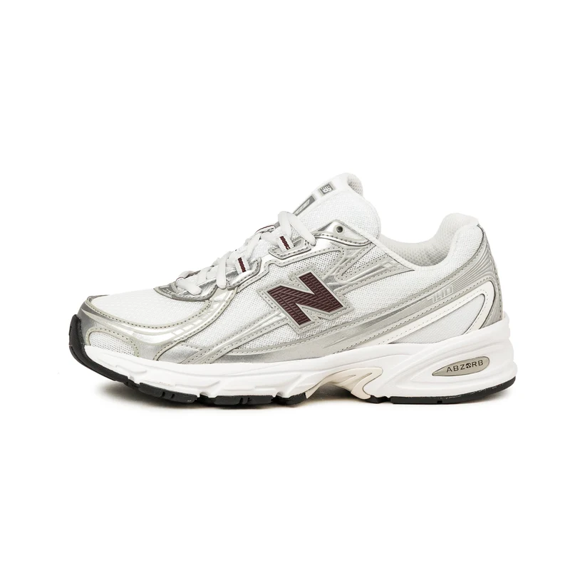 New Balance 740