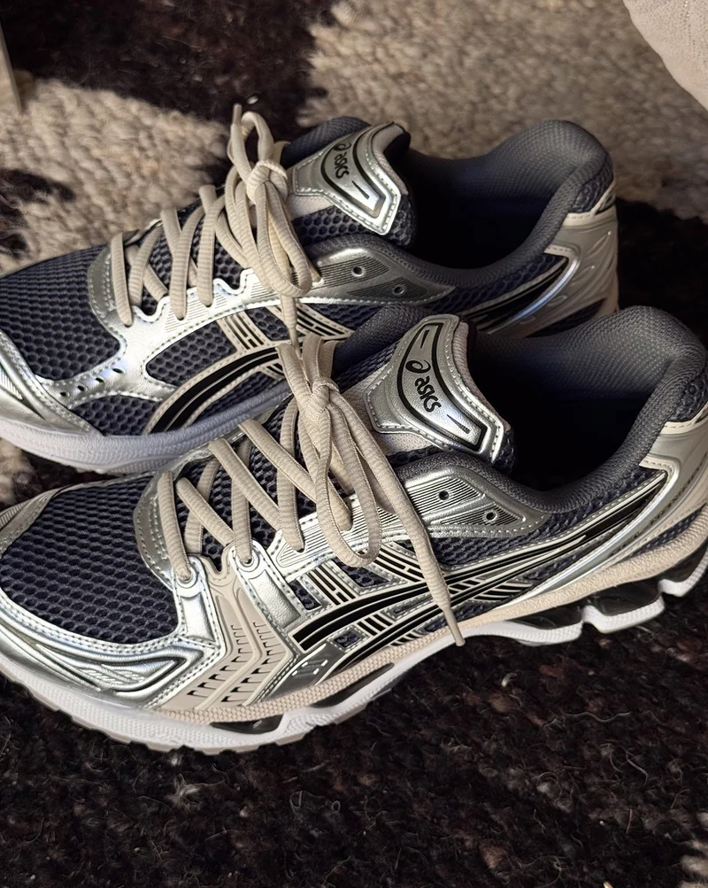 Asics GEL-Kayano 14