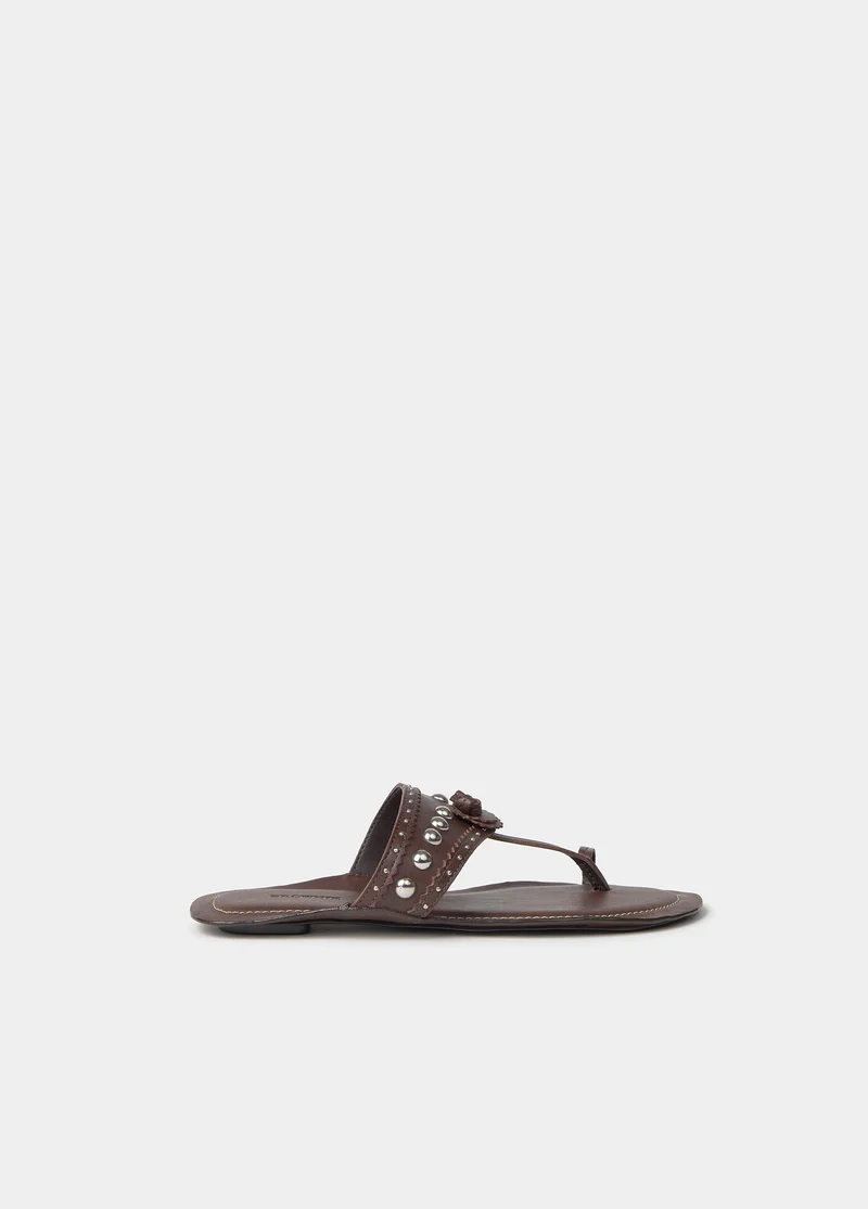 Flat stud sandals
