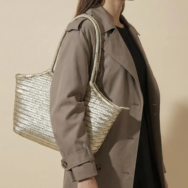 Wildrosa Leather Shoulder Bag - WILDROSA / 329 241 - Gold