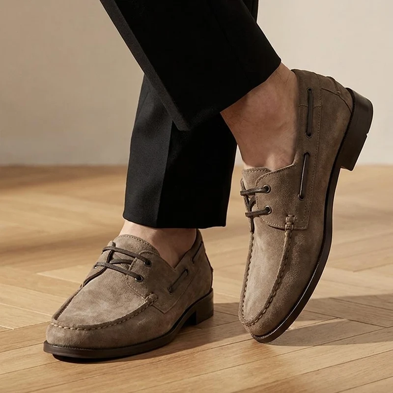 Parrie Smart Leather Boat Shoes - PARRIE / 329 947 - Taupe Suede