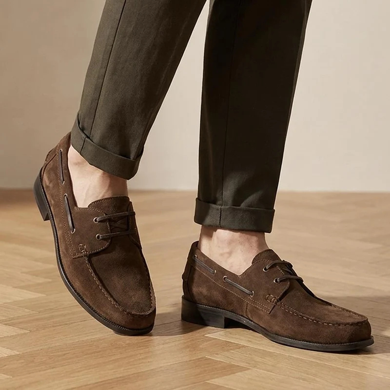 Parrie Smart Leather Boat Shoes - PARRIE / 329 947 - Brown Suede
