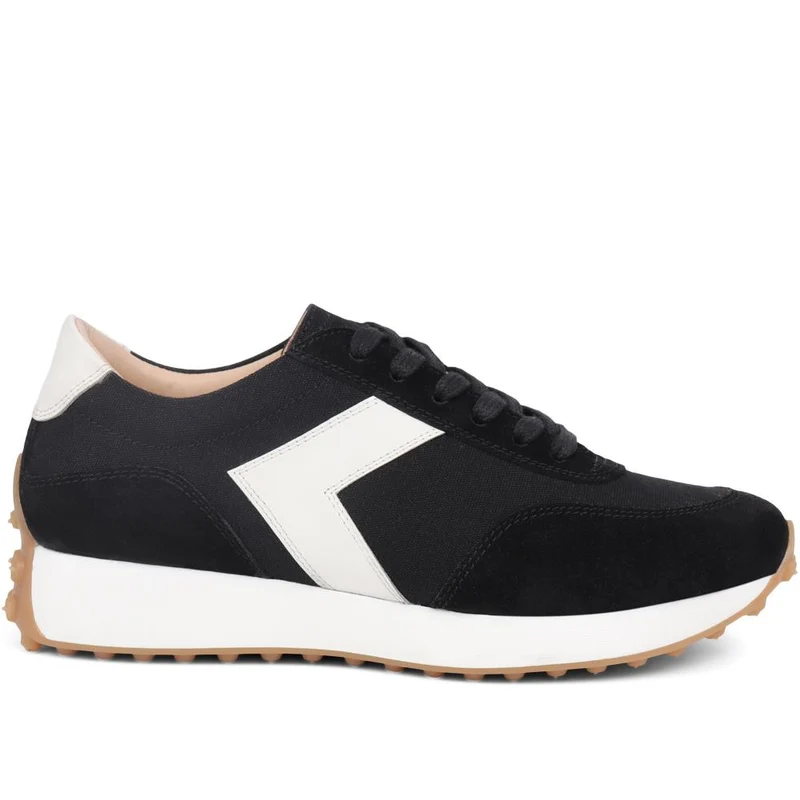 Babetta Leather Trainers - BABETTA / 325 588 - Black