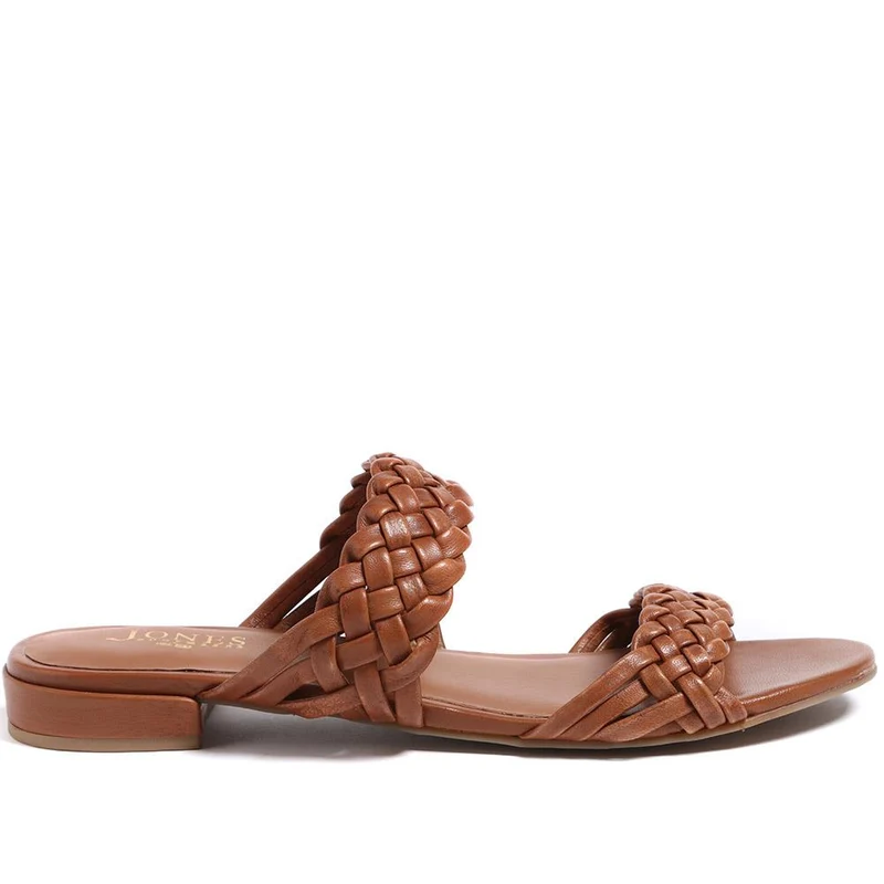 Madena Leather Mule Sandals - MADENA / 323 882 - Tan