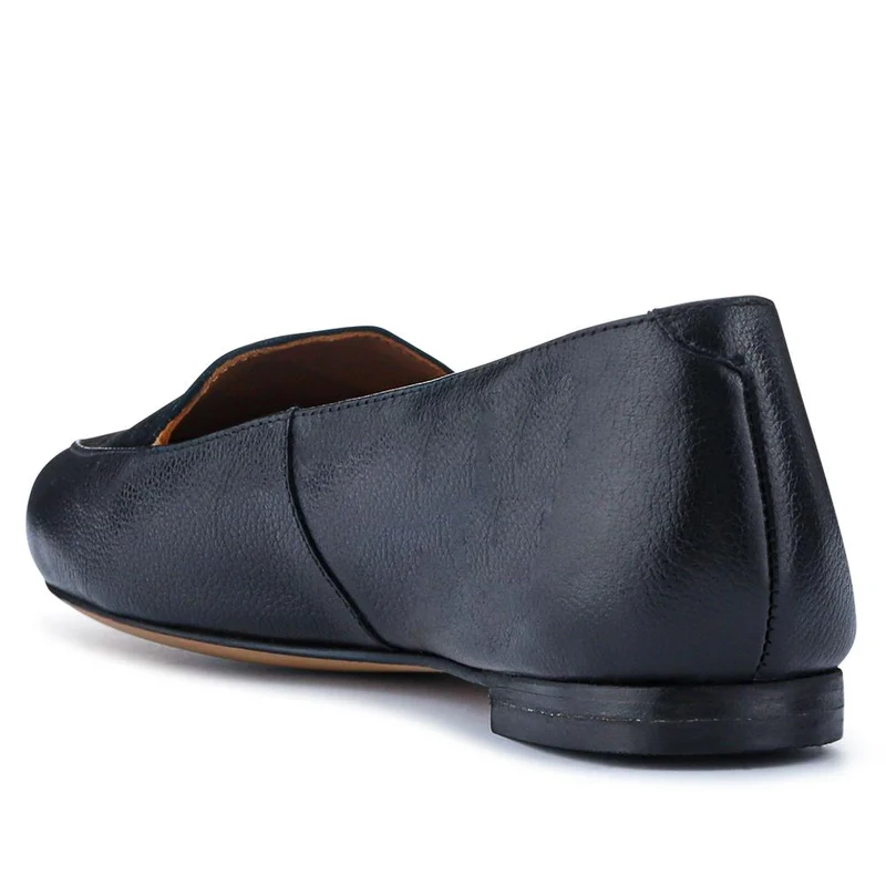 Sicily Leather Slip-On Shoes - SICILY / 326 204 - Black
