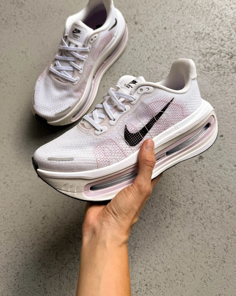 Nike Wmns Vomero Premium