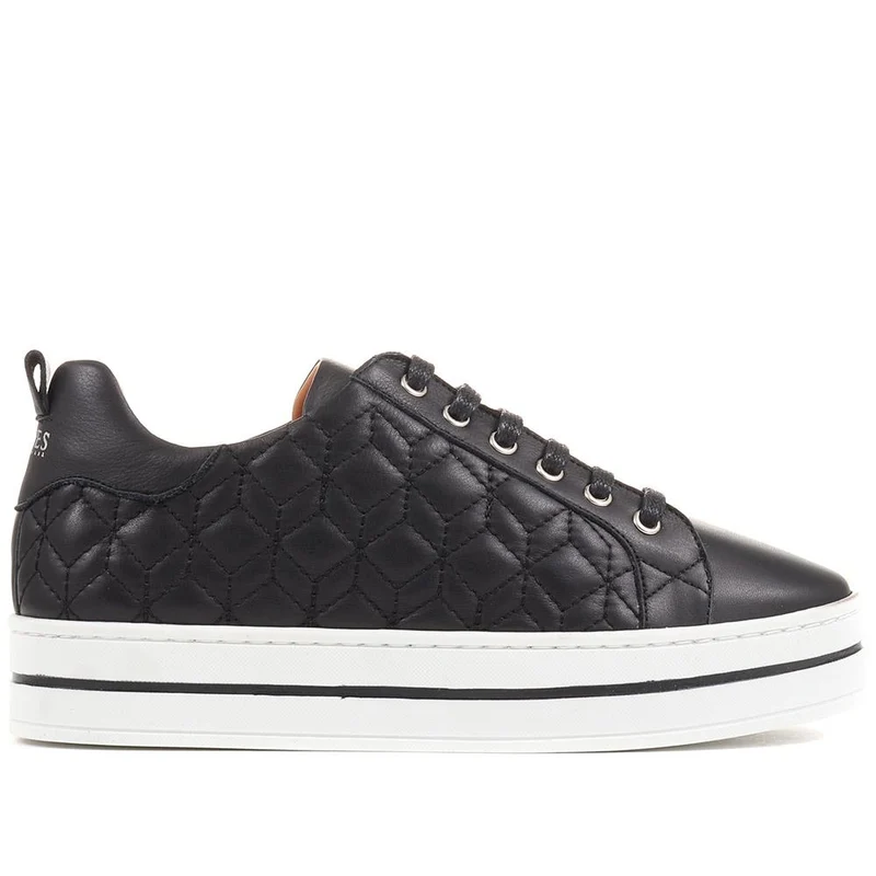 Alexandrite Leather Quilted Trainers - ALEXANDRITE / 323 645 - Black