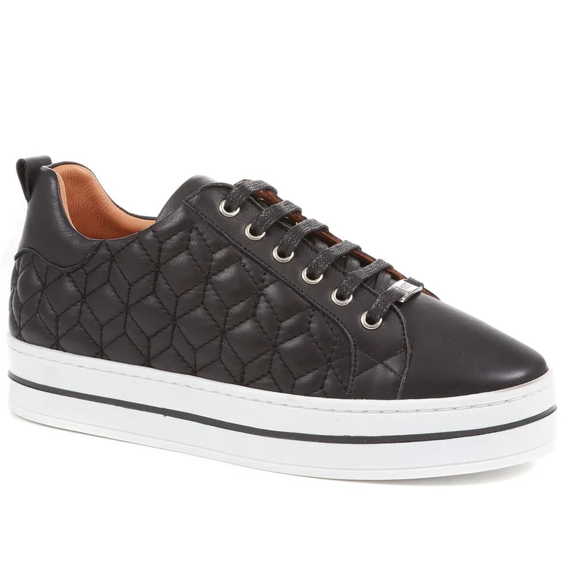 Alexandrite Leather Quilted Trainers - ALEXANDRITE / 323 645 - Black