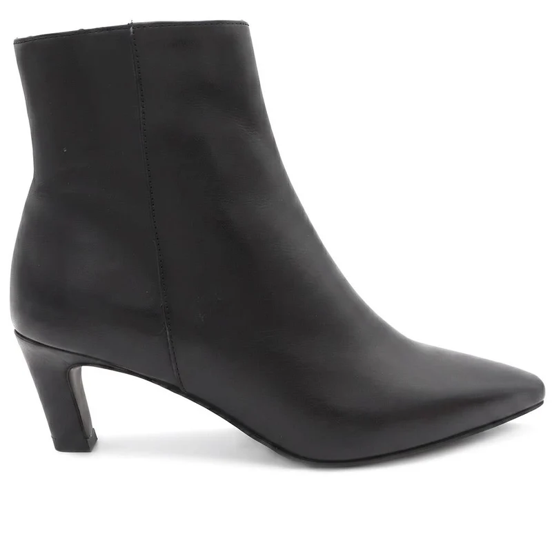 Kassia Leather Comma Heel Ankle Boots - KASSIA / 329 781
