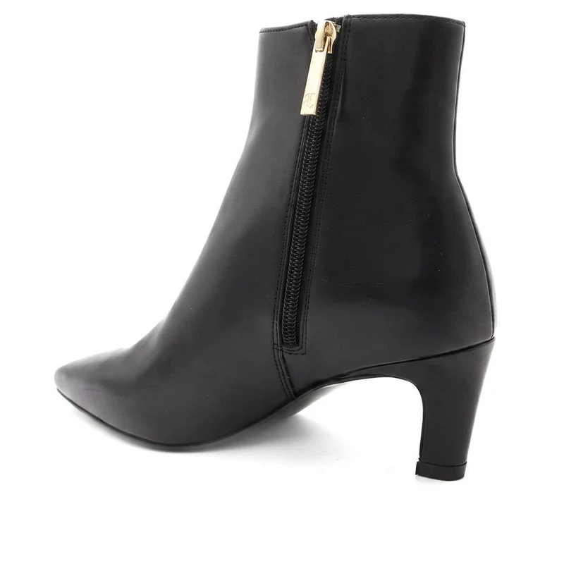 Kassia Leather Comma Heel Ankle Boots - KASSIA / 329 781 - Black Leather