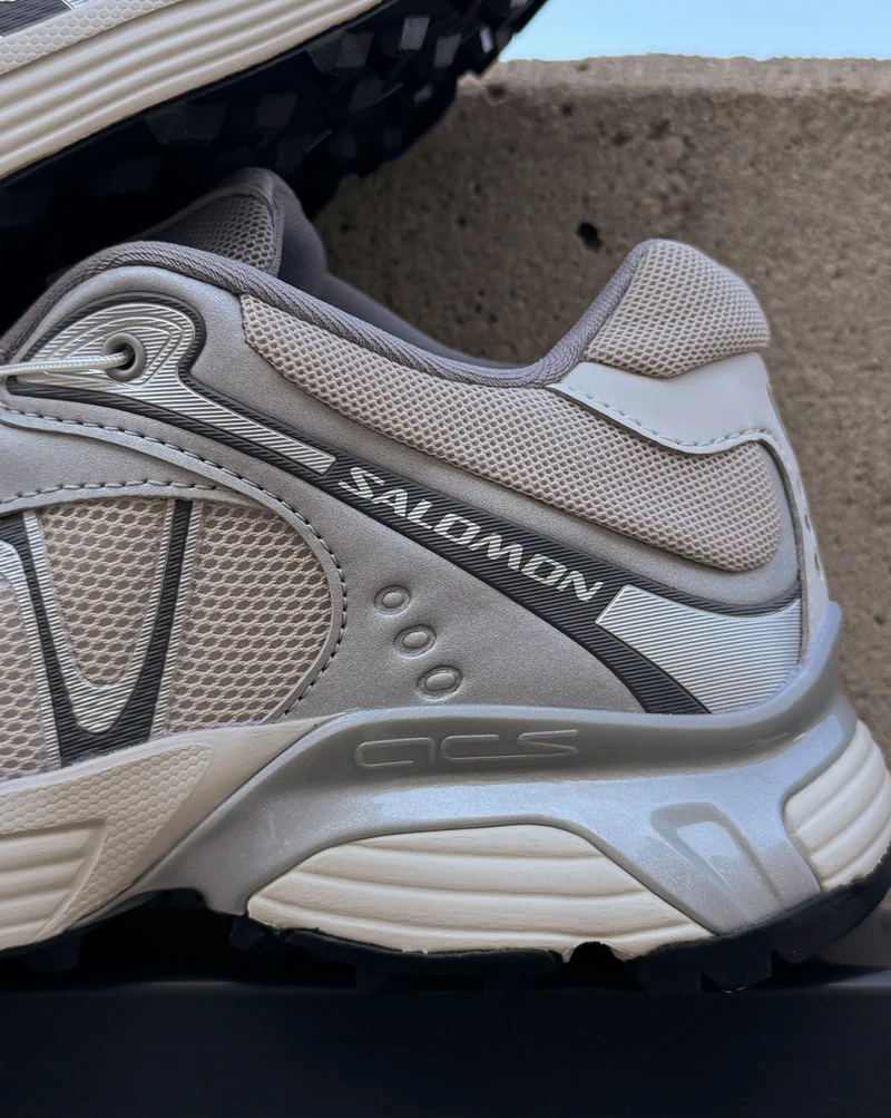 Salomon XT-Whisper