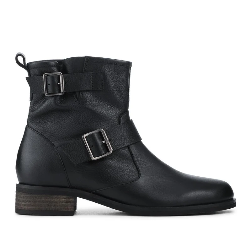 Maribel Buckle-Detailed Leather Boots - MARIBEL / 328 563 - Black