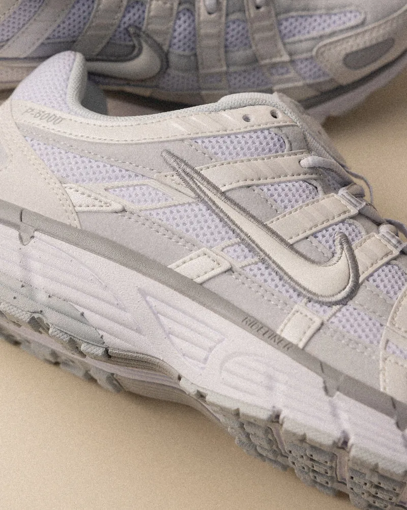 Nike Wmns P-6000