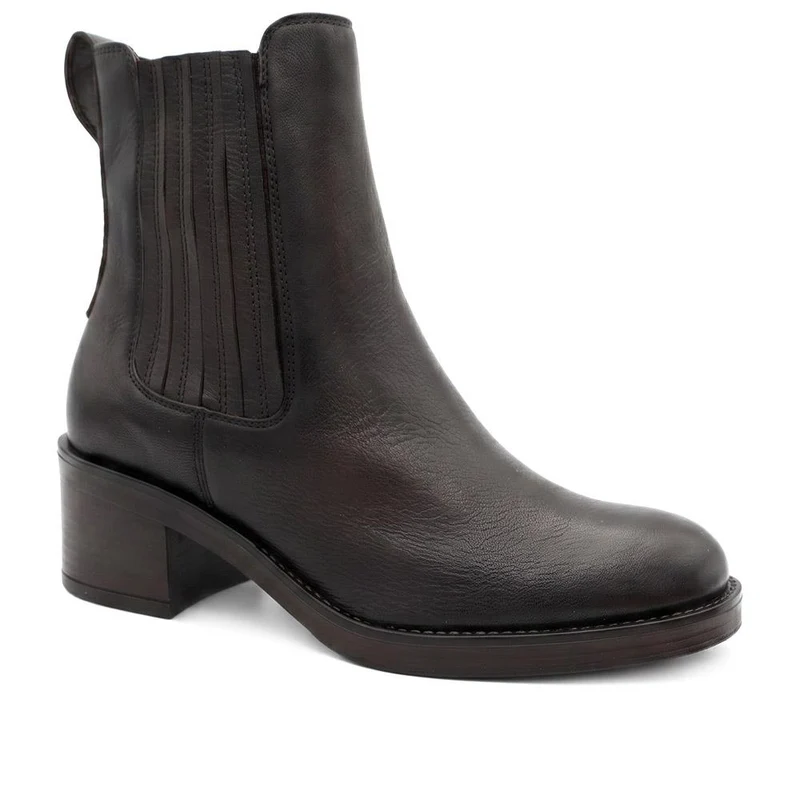 Nevaeh Leather Block Heel Chelsea Boots - NEVAEH / 330 299 - Brown Leather