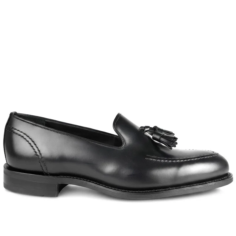 Loake Brunel Wide Fit Tassel Loafers - LOA44500 / 330 534 - Black Leather
