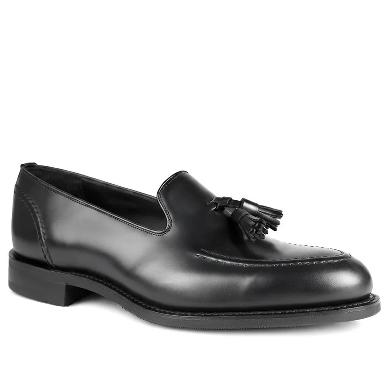 Loake Brunel Wide Fit Tassel Loafers - LOA44500 / 330 534 - Black Leather