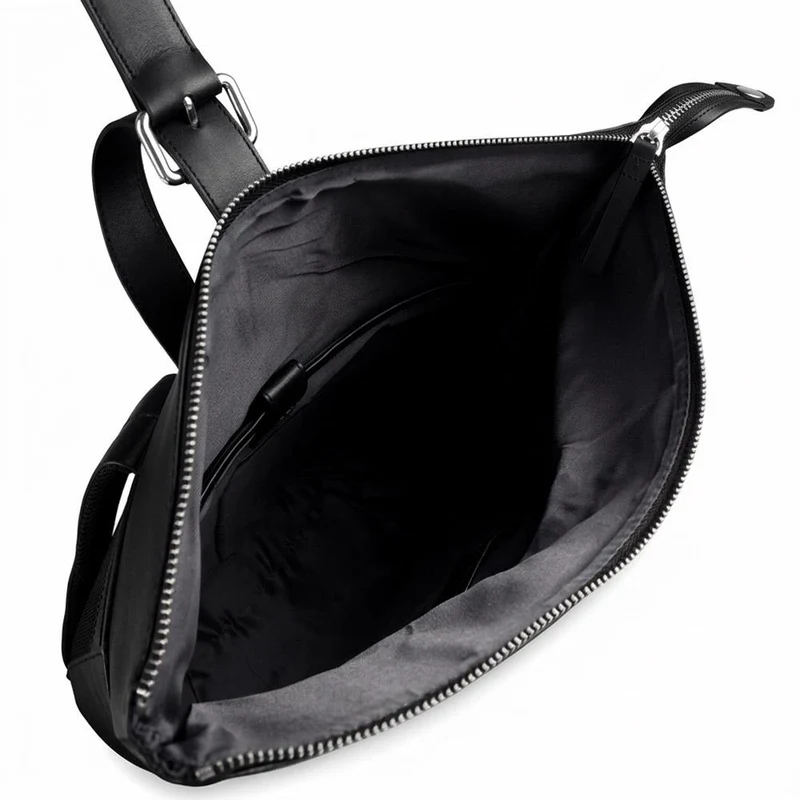 Uphall Leather Backpack - UPHALL / 328 520 - Black Grain