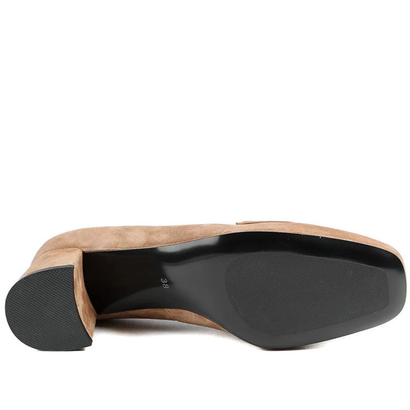 Zeta Leather Court Shoes - ZETA / 329 015 - Camel Suede