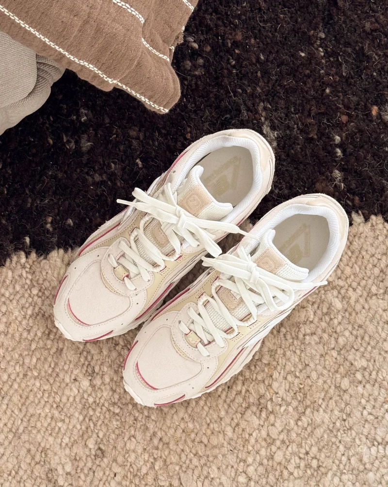 New Balance 204L