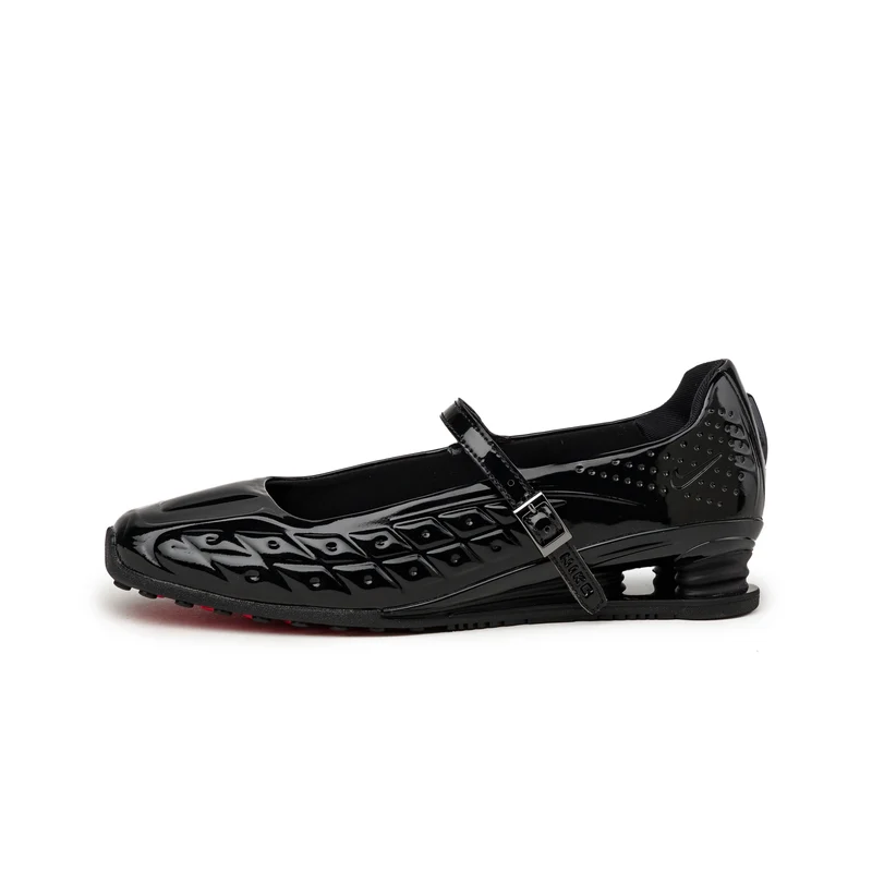 Nike Wmns Shox Z Calistra