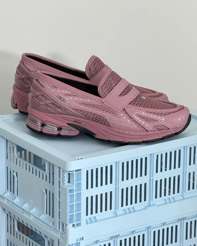 New Balance 1906L