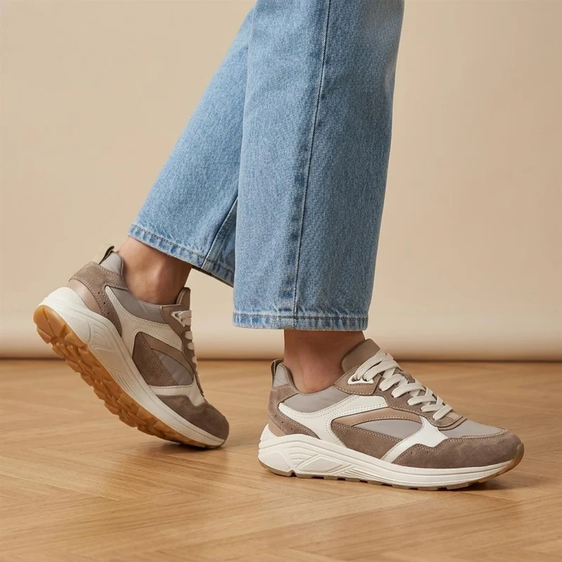 Azelia Leather Lace Up Trainers - AZELIA / 329 810 - Beige
