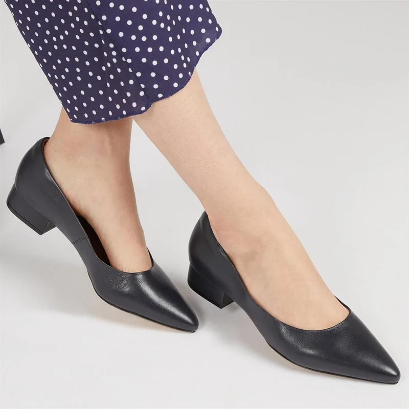 Sunstone Leather Court Shoes - SUNSTONE / 323 599 - Navy