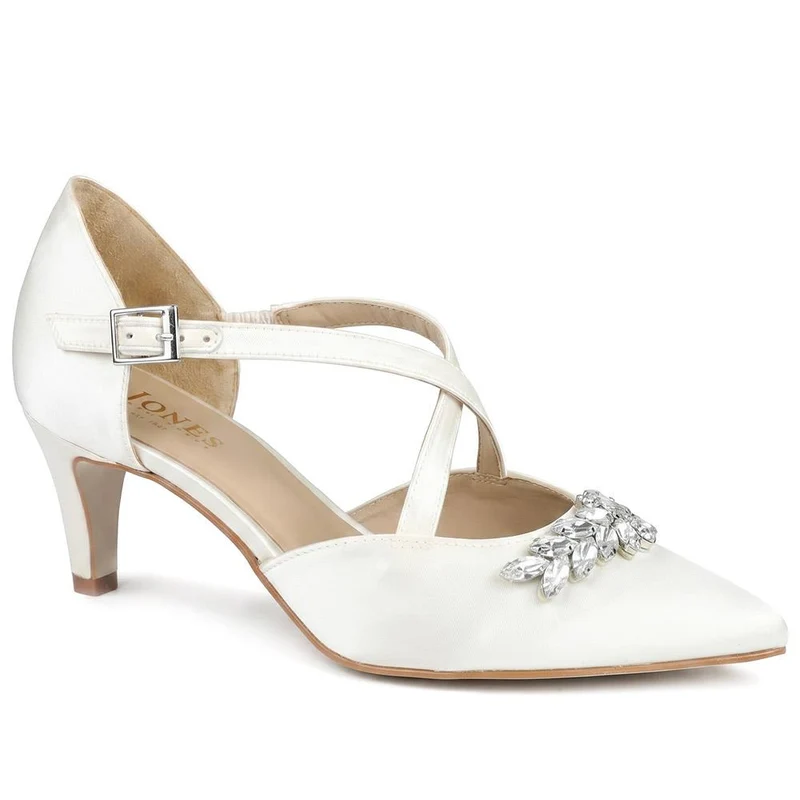 Ysa Leather Stiletto-Heeled Court Shoes - YSA / 327 455 - Ivory Satin