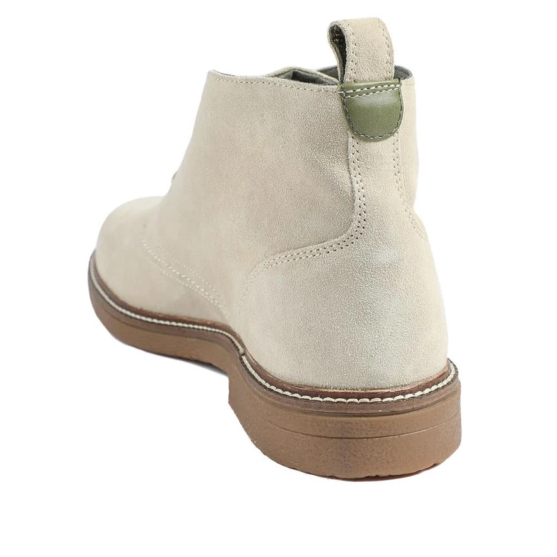 Leather Chukka Boots - BARBR43502 / 328 743 - Sand Suede