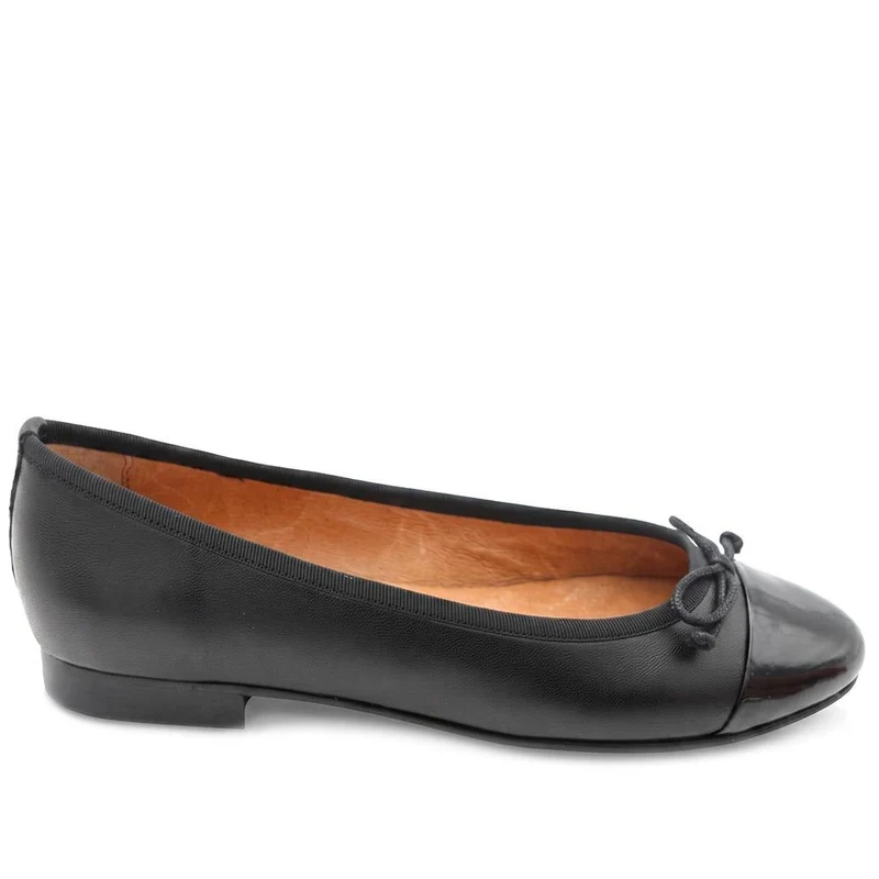Olivie Leather Pumps - OLIVIE / 330 042 - Black-Black