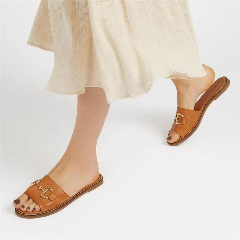 Emillina Leather Buckle Mule Sandals - EMILLINA / 323 646 - Tan