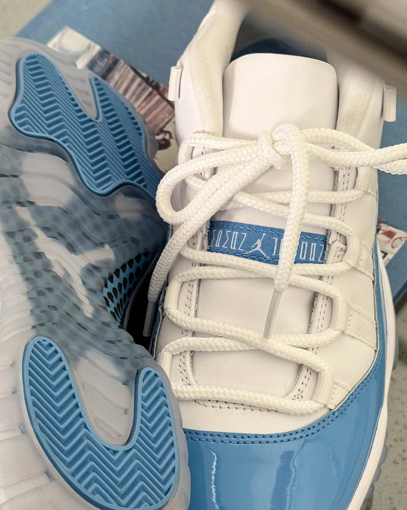 Nike Air Jordan 11 Retro Low *University Blue*