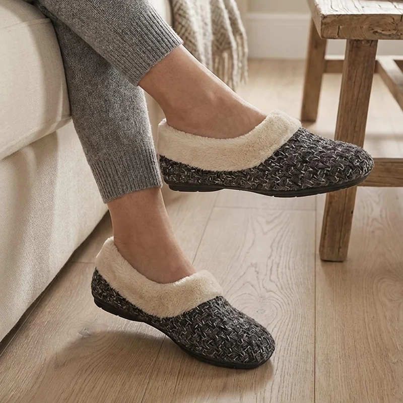 Faux-Fur-Lined Slippers - CARIANA / 324 749 - Dark Grey