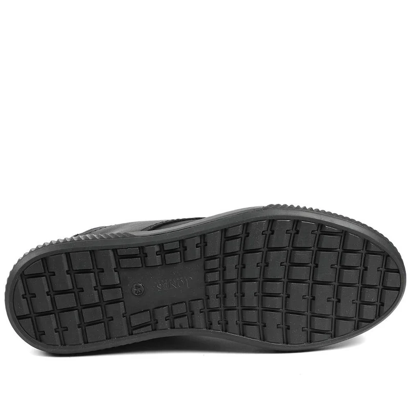 Dorset Leather Chukka Boots - DORSET / 325 901 - Black Leather