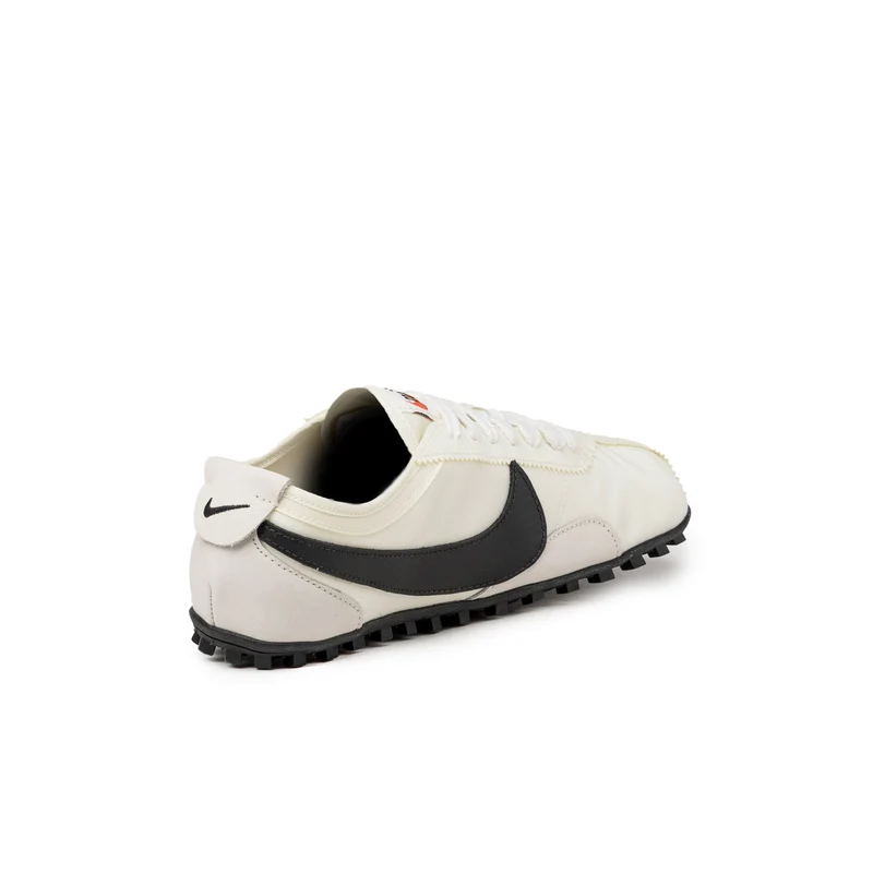 Nike Wmns Moon Shoe OG SP