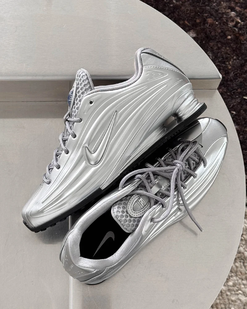 Nike Wmns Shox Z