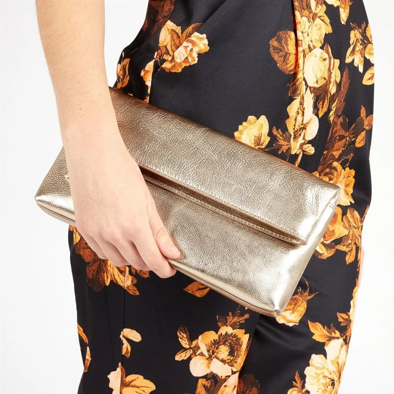 Wylie Fold-Over Clutch Bag - WYLIE / 323 893 - Gold