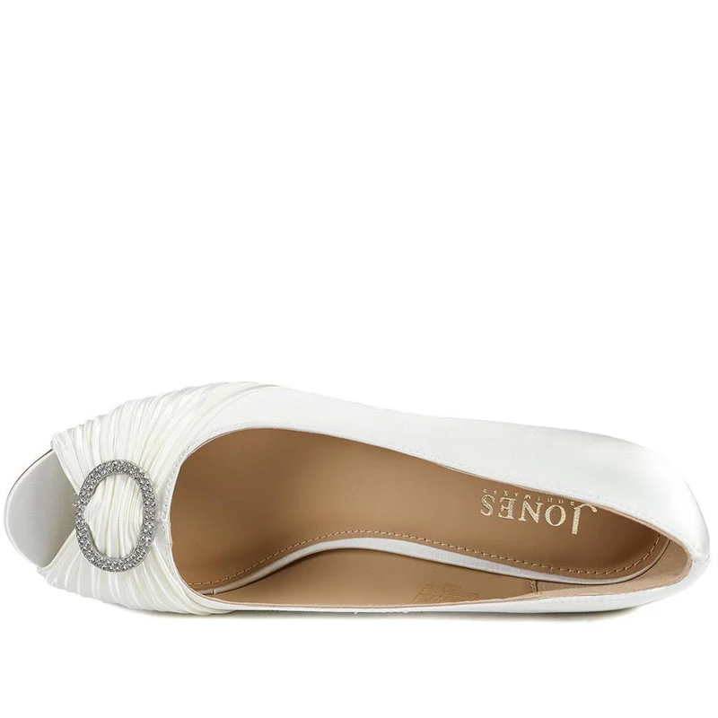 Zephira Elegant Stiletto Heel Court Shoes - ZEPHIRA / 329 097 - Ivory