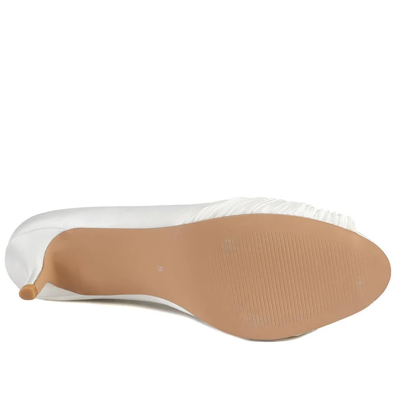 Zephira Elegant Stiletto Heel Court Shoes - ZEPHIRA / 329 097 - Ivory