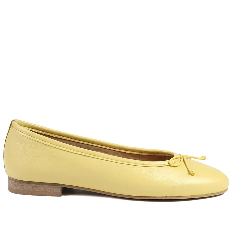 Ofelia Bow Detail Leather Pumps - OFELIA / 328 560