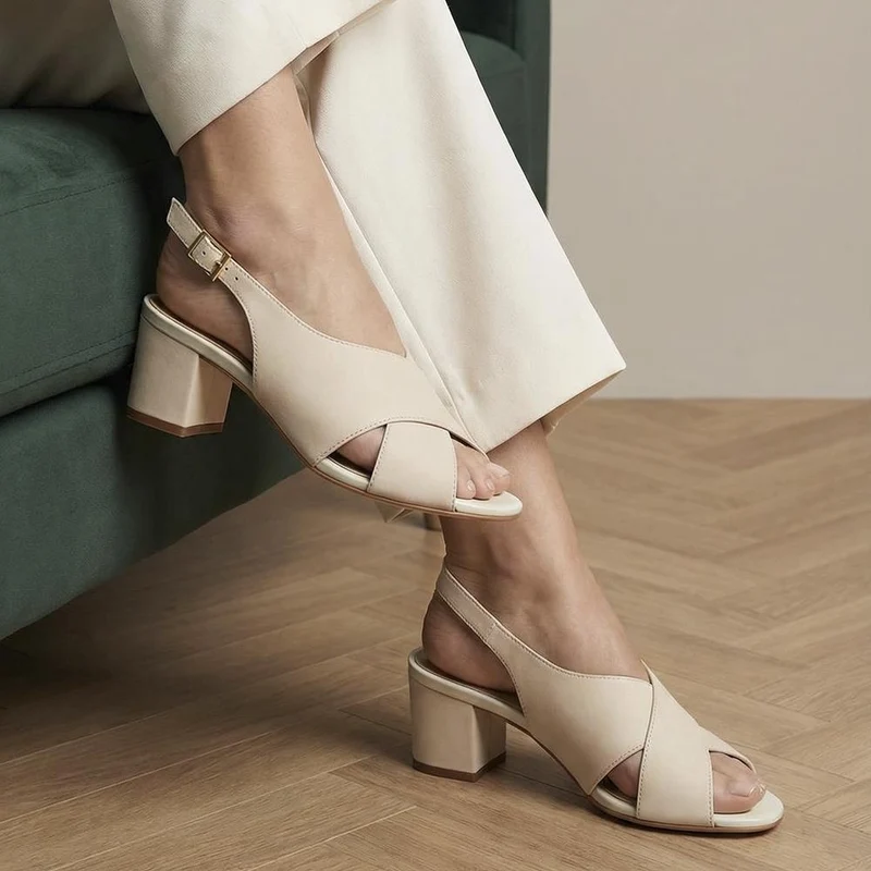 Geenah Smart Leather Slingback Sandals - GEENAH / 329 037 - Off White Nubuck