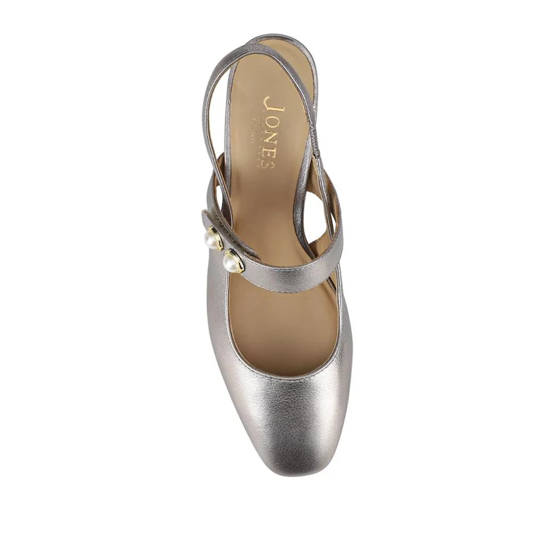 Xeneva Leather Mary Janes - XENEVA / 328 374 - Silver