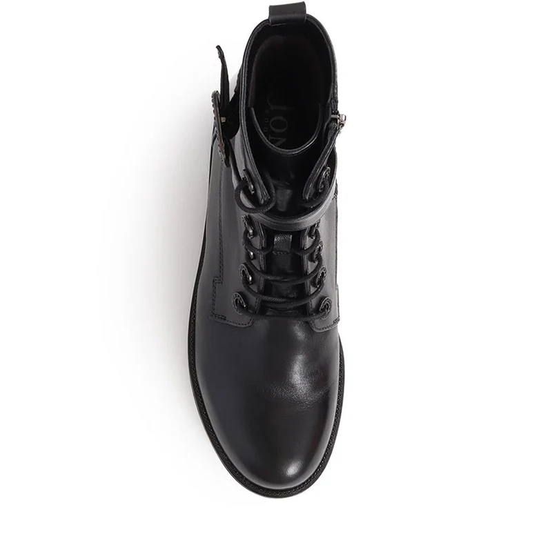 Karmen Leather Ankle Boots - KARMEN / 326 130 - Black
