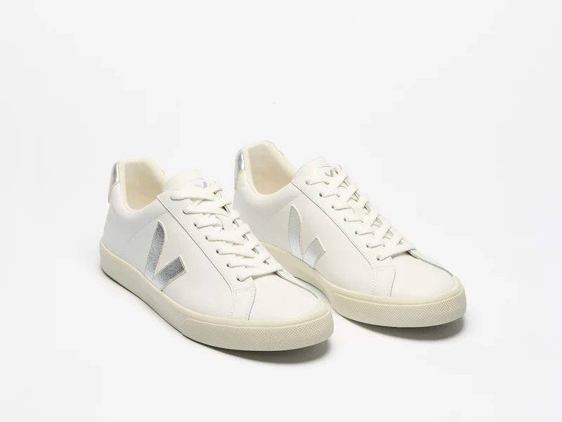 VEJA Esplar Logo Sneaker aus Leder