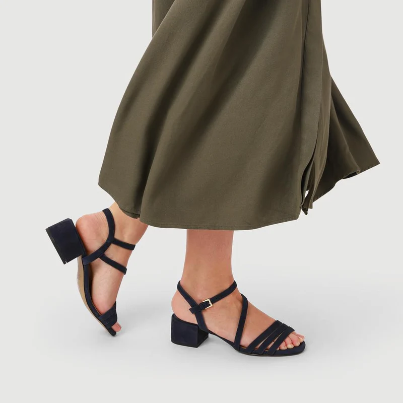 Ginette Wide-Fit Leather Sandals - GINETTEWIDE / 327 388 - Navy Suede