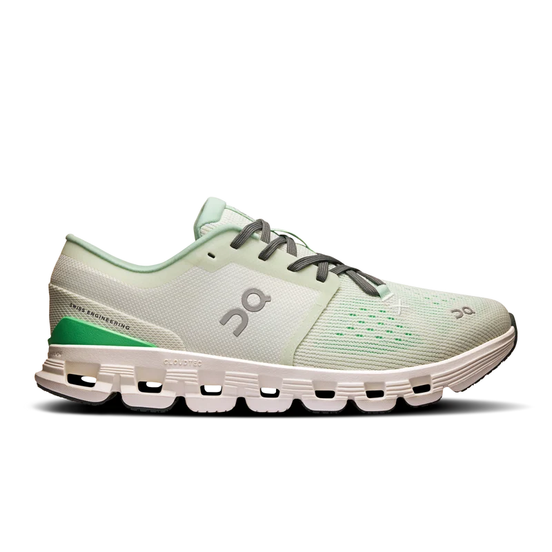 ON Cloud X 4 Laufschuhe – federleicht & superflexibel